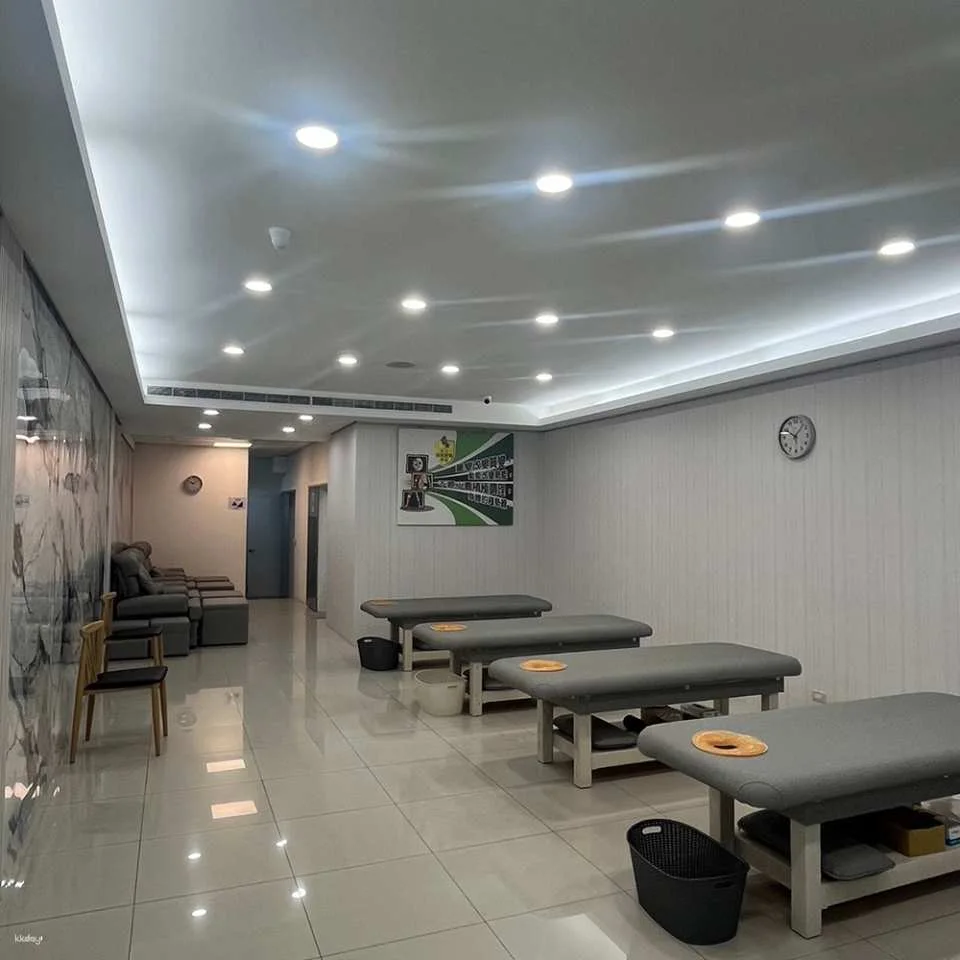 Dr. Dial Authentic Shoulder, Neck, Waist, and Hip Expert Massage Coupon | Valid at multiple branches nationwide | Must book by phone