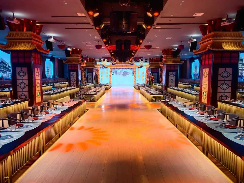 Harbin Red Gate Imperial Banquet Dining Show Experience (11 Themed Spaces/Traditional Costumes/Palace Dishes)