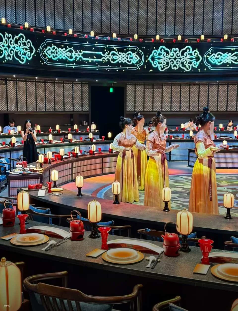 Xi'an Daming Palace Banquet (Dream Back to the Tang Dynasty - Panoramic Immersive Tang Culture Dining Show, a Must-Visit Restaurant in Xi'an, Delicious Food, Wine, and Song and Dance)