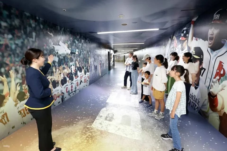 Japan | Fukuoka SoftBank Eagles & Mizuho PayPay Dome Guided Tour | Enjoy the Experience