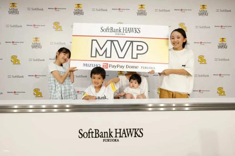 Japan | Fukuoka SoftBank Eagles & Mizuho PayPay Dome Guided Tour | Enjoy the Experience