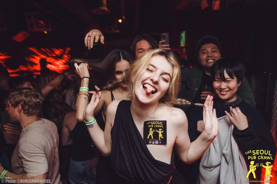 HONGDAE PUB CRAWL, Seoul
