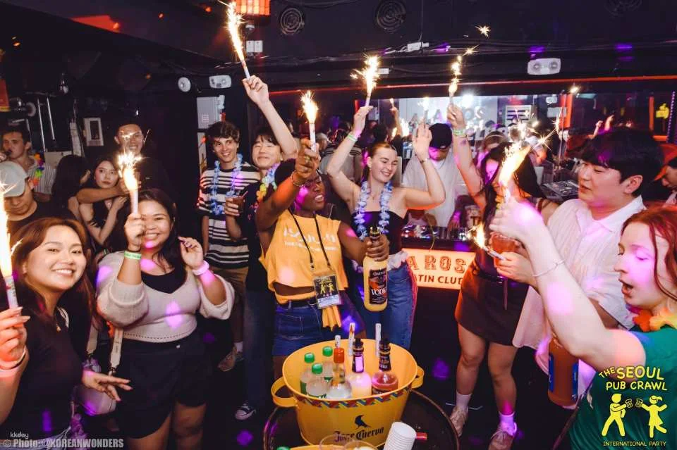 HONGDAE PUB CRAWL, Seoul