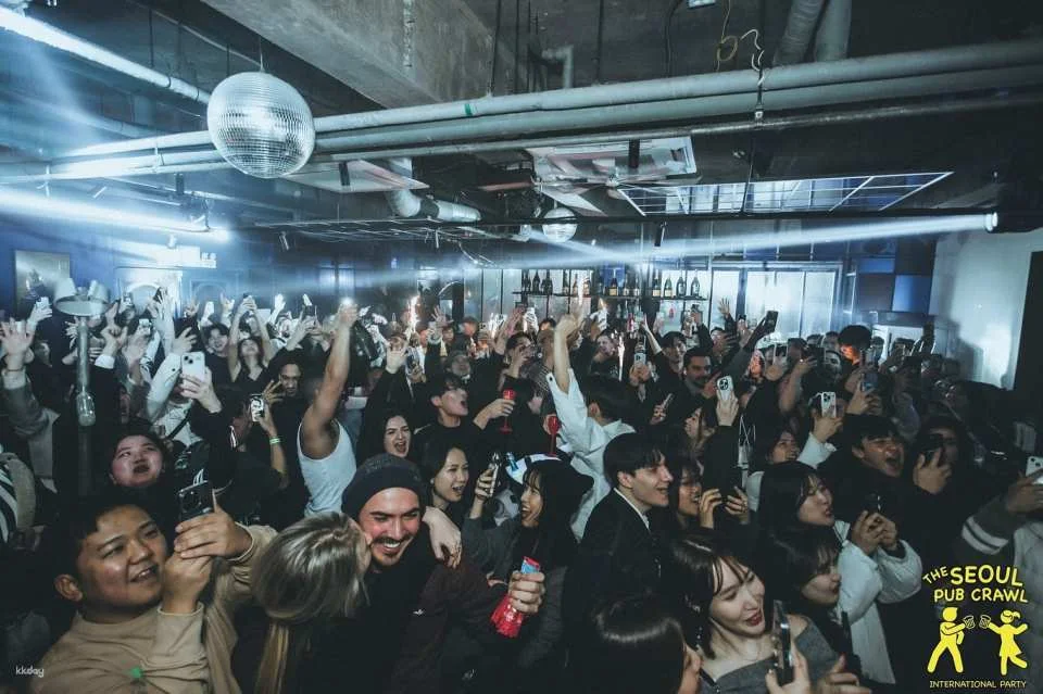 ITAEWON PUB CRAWL, Seoul