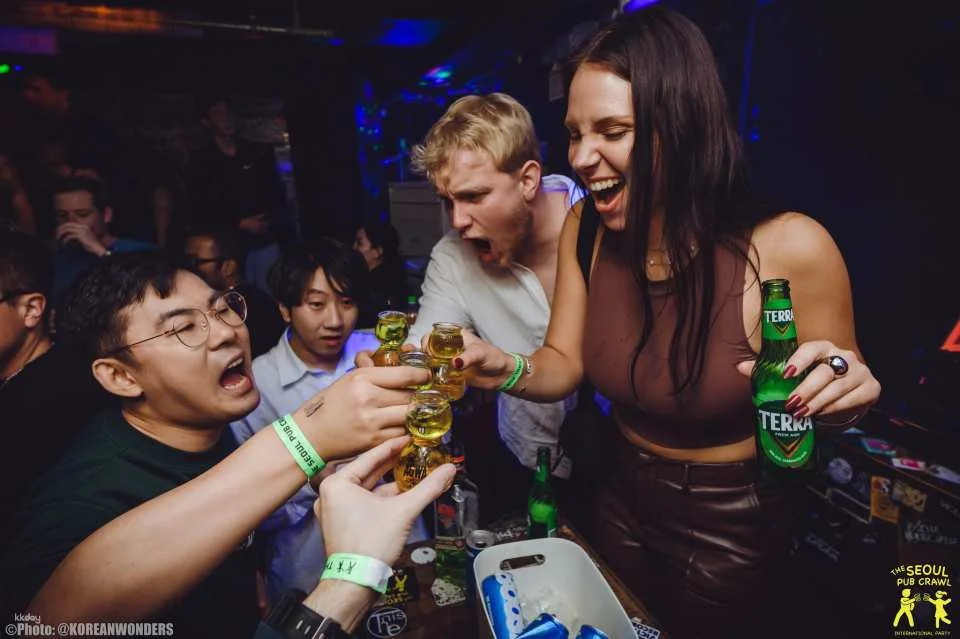 ITAEWON PUB CRAWL, Seoul