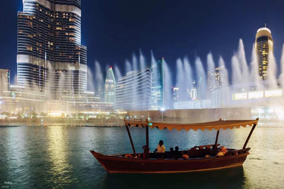 Burj Khalifa 124/125th floor visit, Dubai Mall shopping & Musical Fountain Show with Lake Ride tour with Private Transfers