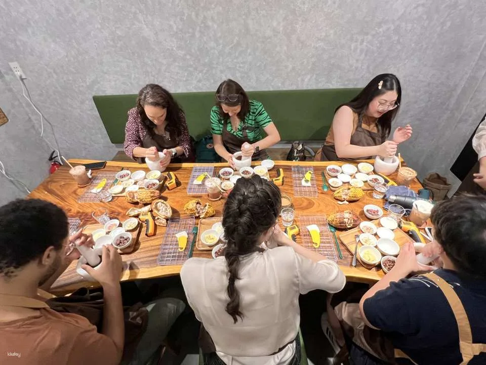Chocolate Making Experience in Ho Chi Minh City – 2-Hour Tour with Drink Included | Vietnam