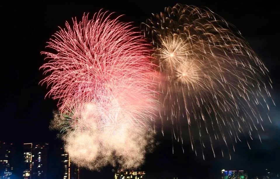 Vip Tour - New Year’s Eve Firework Speed Boat Cruise in Ho Chi Minh City - Free Beer & Finger food 2027 | Speedboat Tours ,Vietnam