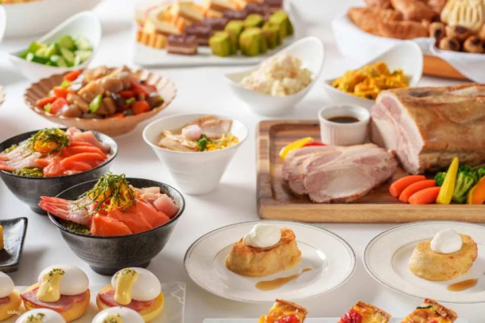 Morning Goma Ritual Experience at Naritasan Hakodate Betsuin Hakodate Temple & Hotel Breakfast Buffet (Hakodate City, Hokkaido)