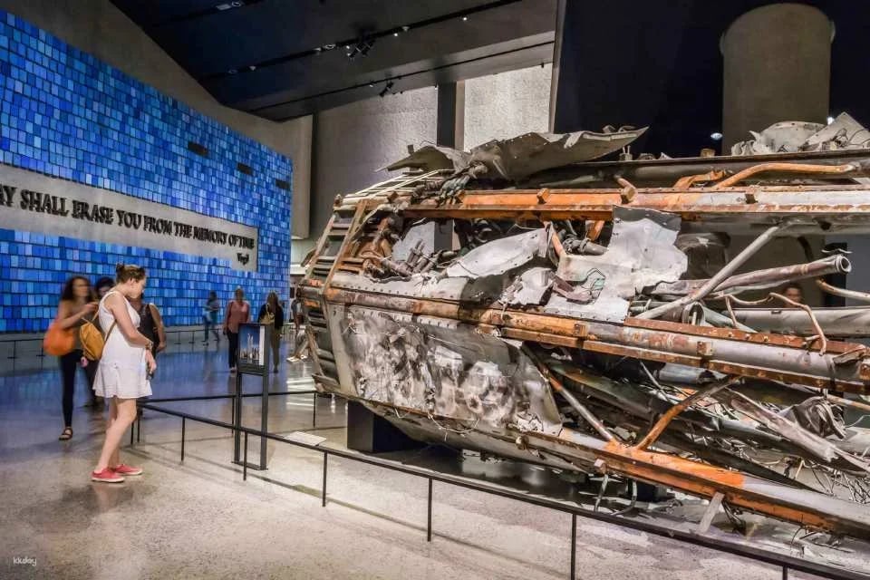 Go City | New York Essentials Pass (3 top attractions, includes Empire State Building, Top of the Rock, Edge)