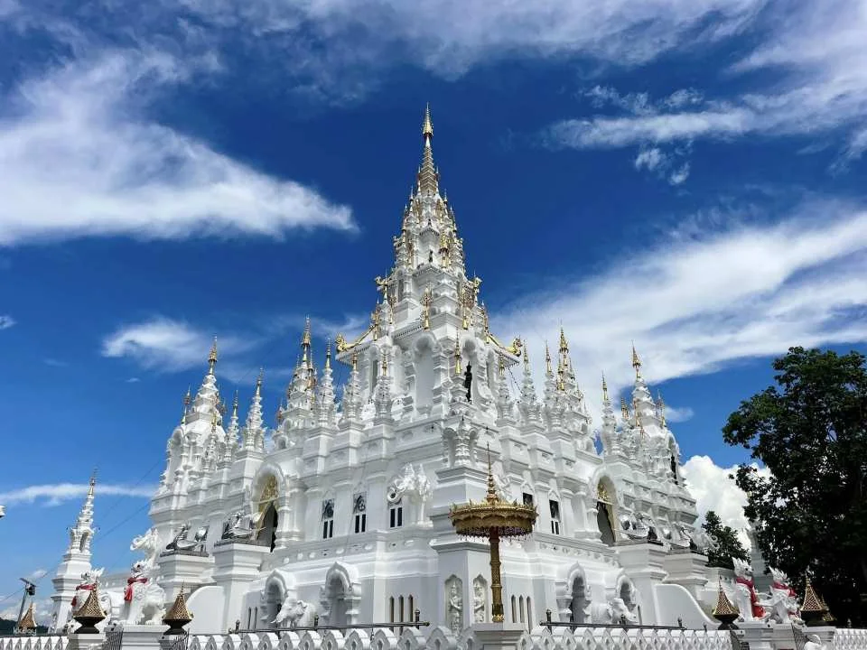 Chiang Mai Half Day Tour : Phachor Canyon and White Pagoda | Thailand