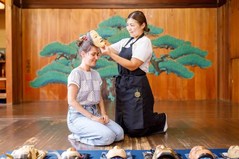 A Day Trip to Kishiwada Castle and Sugie Noh Theater in Osaka, Japan | Experience the Charm of a Century-Old Noh Theater