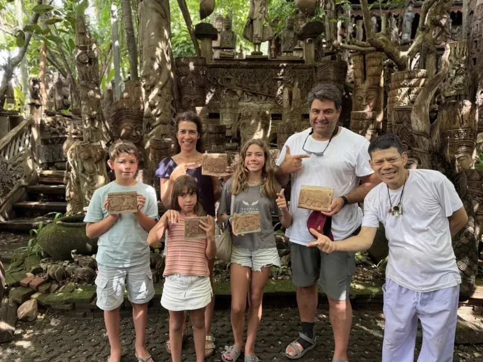 Thai Wood Carving Workshop: A Taste of Lanna Art at BAANTIPMANEE | Chiang Mai