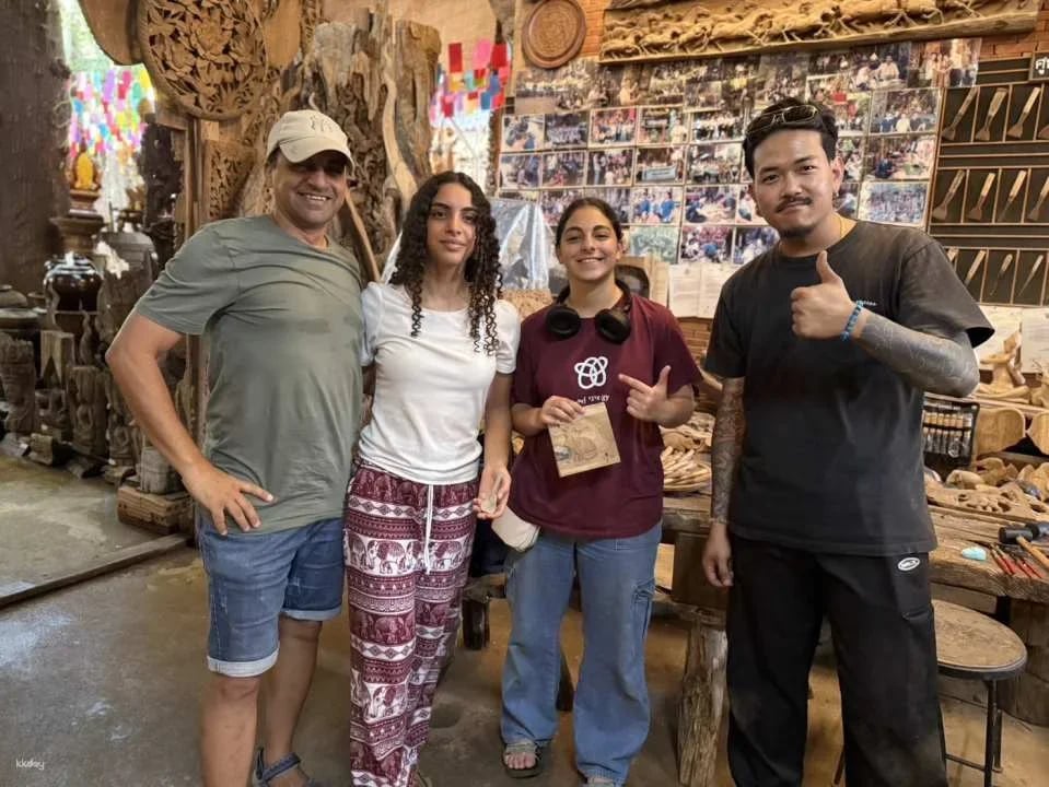 Thai Wood Carving Workshop: A Taste of Lanna Art at BAANTIPMANEE | Chiang Mai