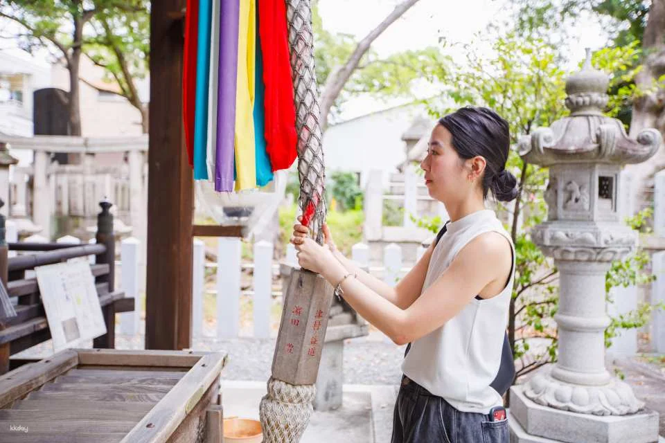 【Osaka Izumi】DIY Satake Glass Beads Experience (100-Year-Old) & Special Blessing at Shintamori Shrine
