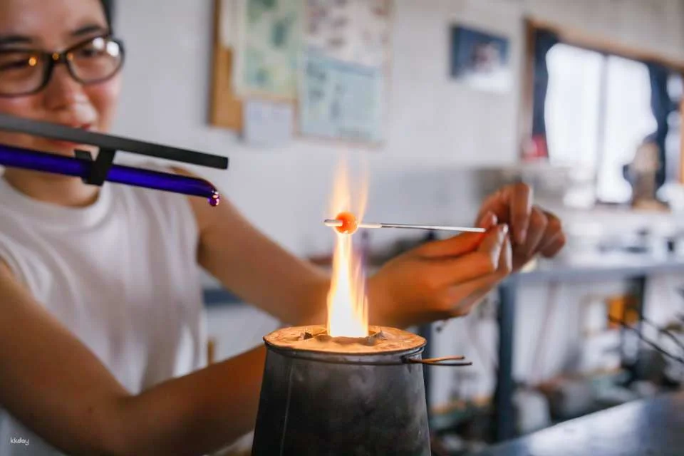 【Osaka Izumi】DIY Satake Glass Beads Experience (100-Year-Old) & Special Blessing at Shintamori Shrine