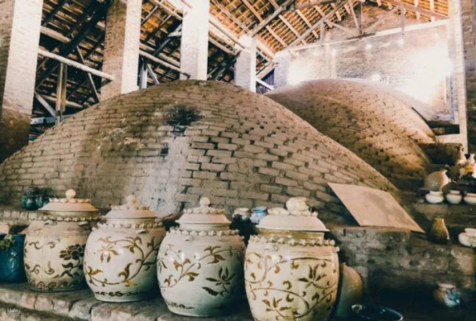 From Ha Noi city - One day trip to discover Bat Trang Traditional pottery village and Van Phuc silk village