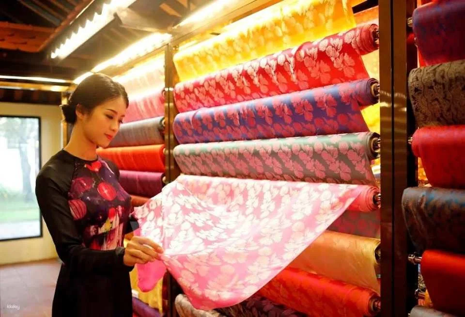 From Ha Noi city - One day trip to discover Bat Trang Traditional pottery village and Van Phuc silk village