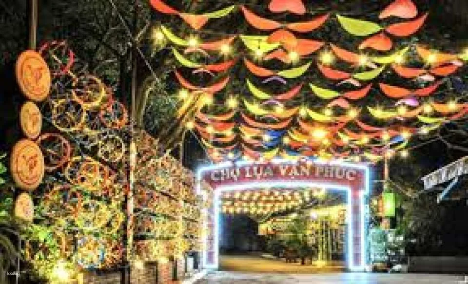 From Ha Noi city - One day trip to discover Bat Trang Traditional pottery village and Van Phuc silk village