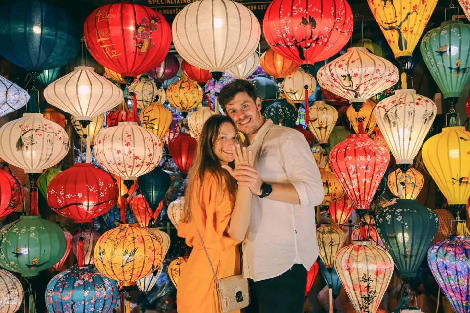 Hoi An Private Photoshoot & Guided Walking and Posing