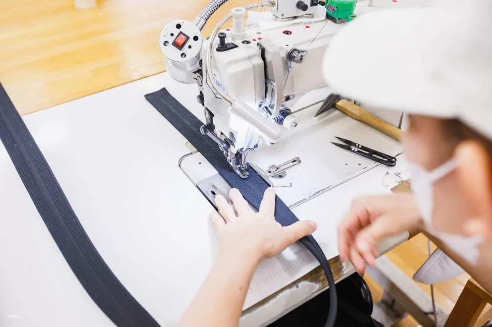 Osaka | Kuzakura Judo Uniform Factory Visit and Experience (including trying on clothes and receiving a souvenir handkerchief)