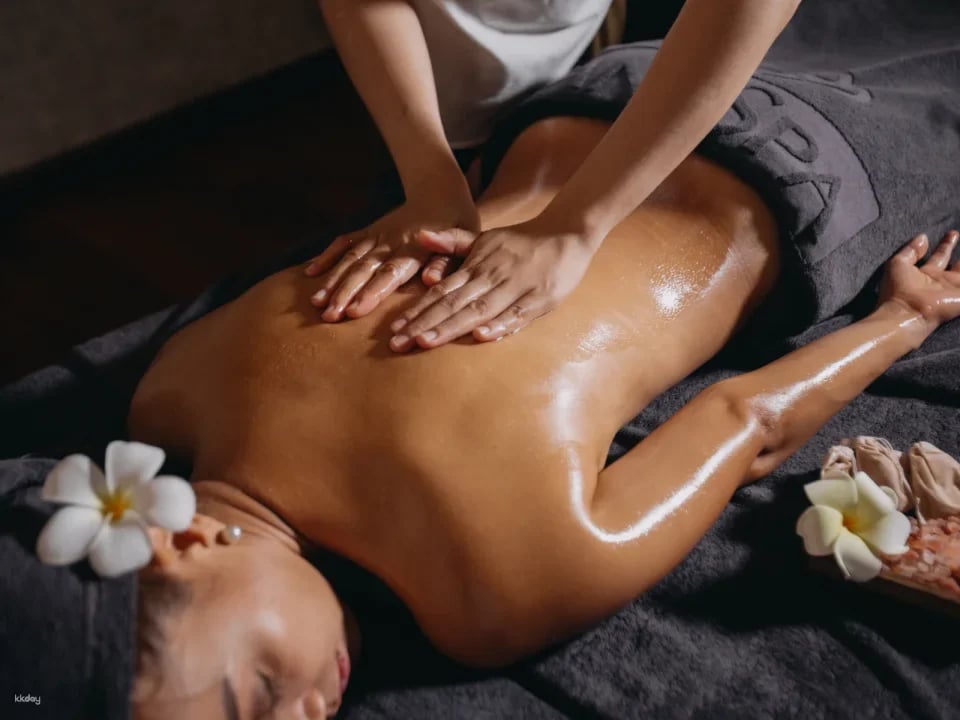 [Special Discount 10%] Da Nang Experience Asian Style Full Body Massage Therapy | Free Pick-up within 5 km from 2 people + Private room