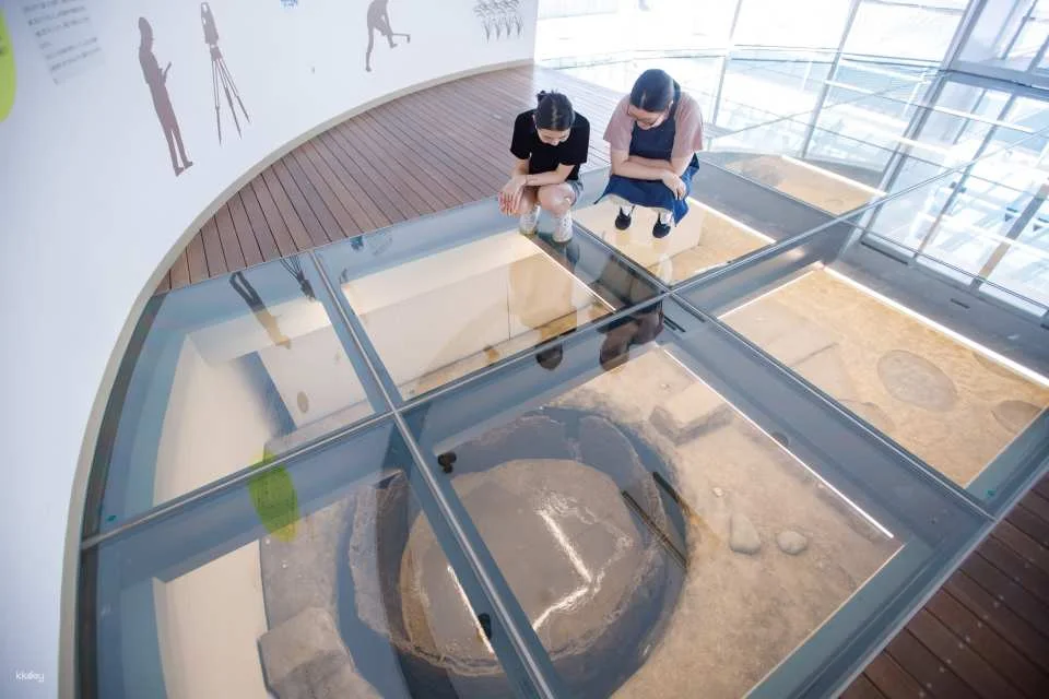 Osaka Historical Exploration Experience | Visiting the Sites of Jadeite Magatama and Bronze Mirrors