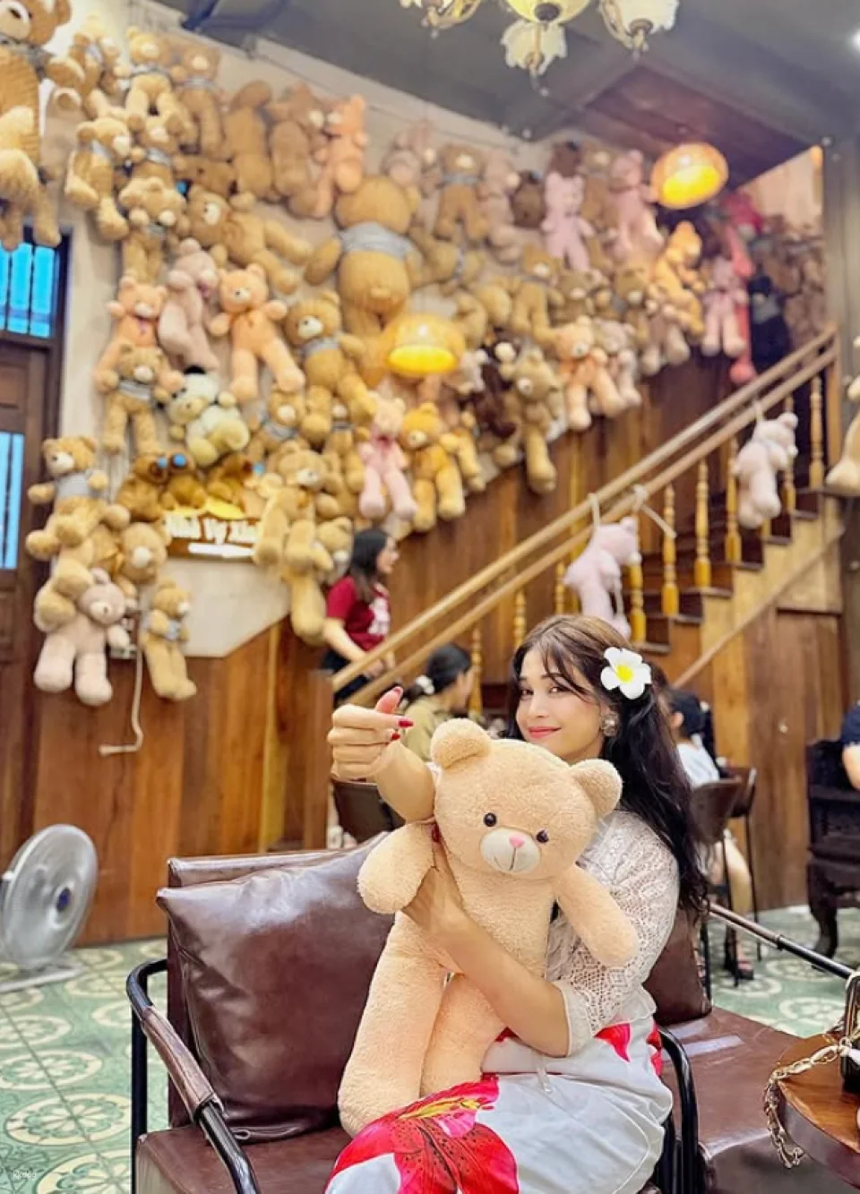 Ho Chi Minh City | Instagramable Teddy Café & Monet Art Tour | Half Day Tour with Local Guide