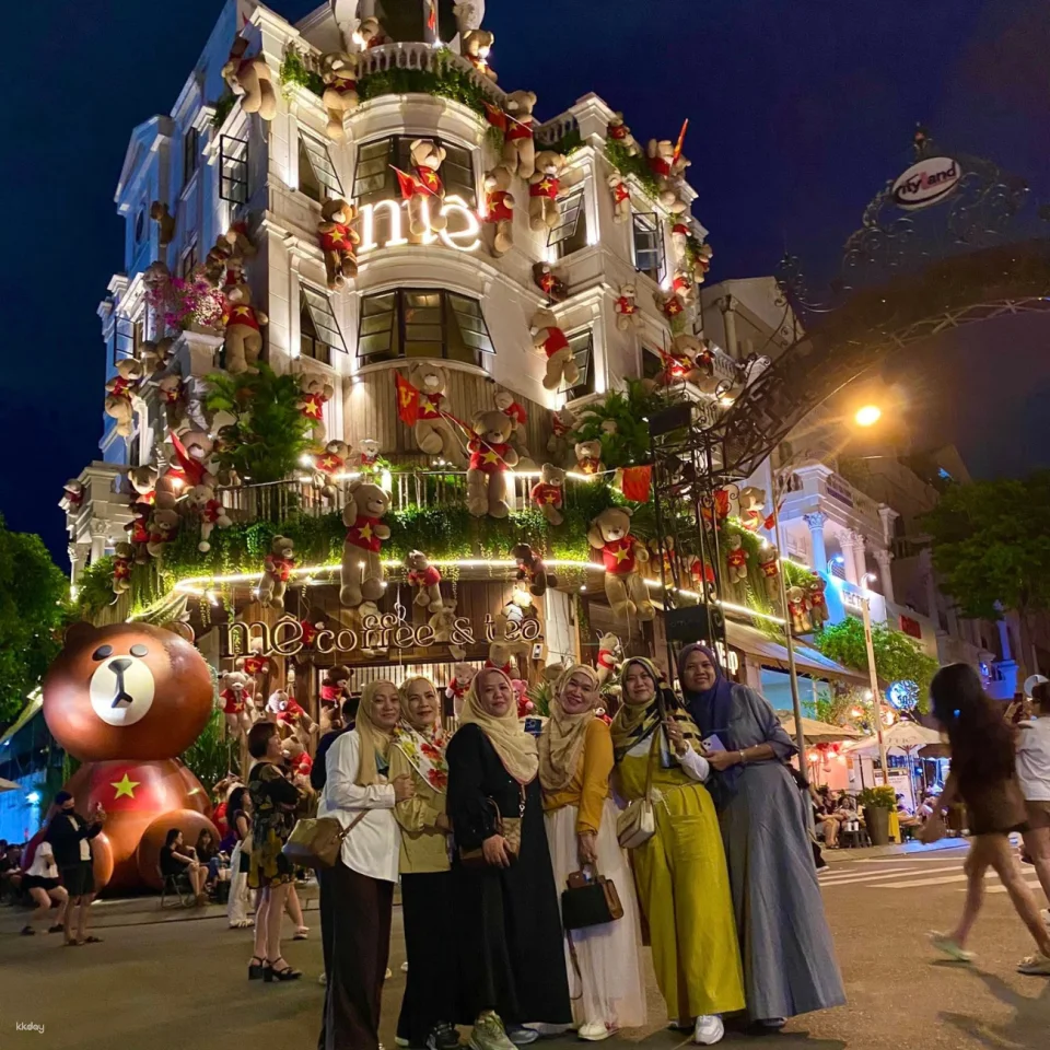 Ho Chi Minh City | Instagramable Teddy Café & Monet Art Tour | Half Day Tour with Local Guide