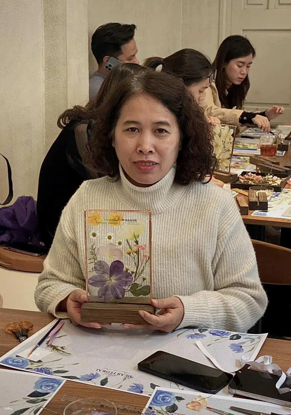 Ho Chi Minh City | Dried Flower Resin Workshop in Saigon