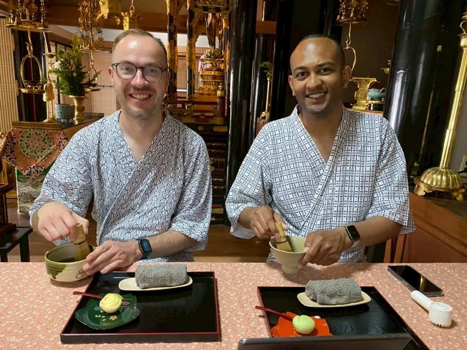 Osaka: Bamboo Oil Therapy and Matcha Experience (90 minutes) - Luxurious Relaxation with Deep Aroma and Warmth