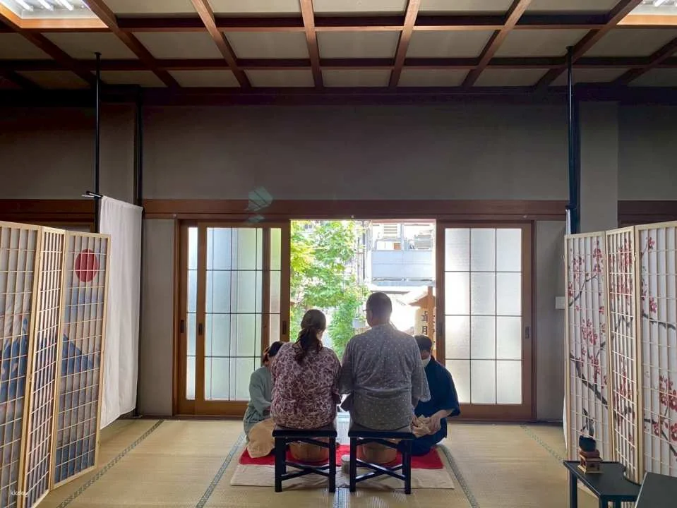 Osaka: Matcha Facial and Dry Head Spa (90 minutes) - A premium beauty experience enveloped in the aroma of matcha.