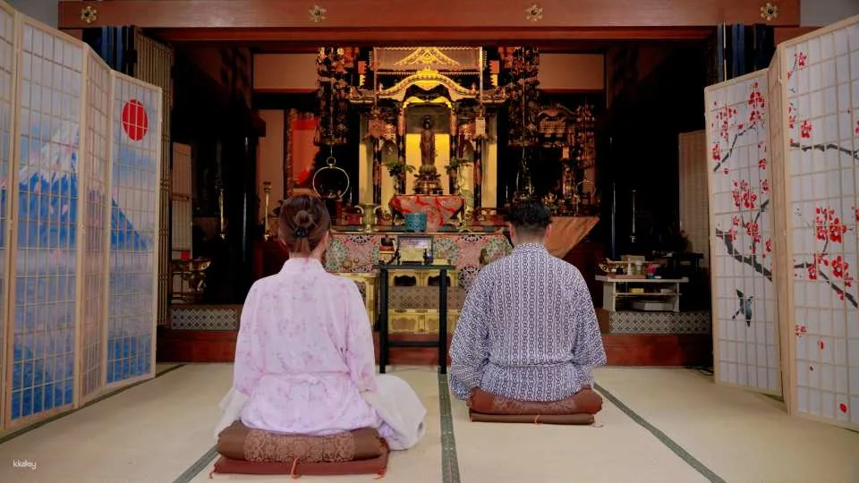 Osaka: Quiet Zen Retreat at a Temple at Night (60 mins)