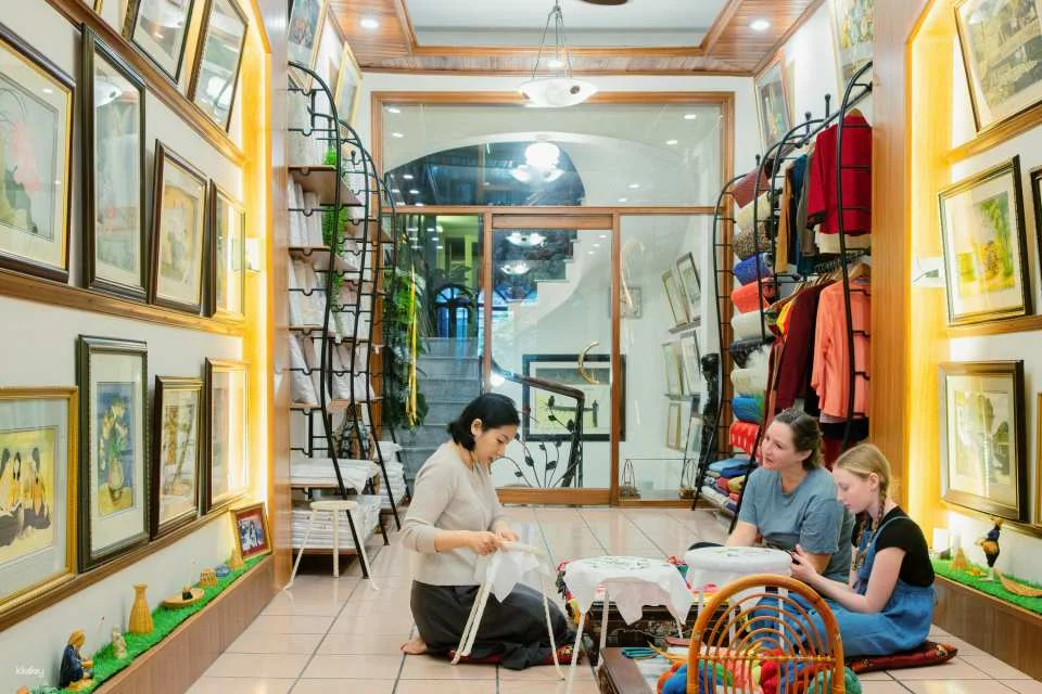 Hanoi's Heritage: Traditional Embroidery Workshop with Homemade Bun Cha or Cha Ca La Vong For Lunch