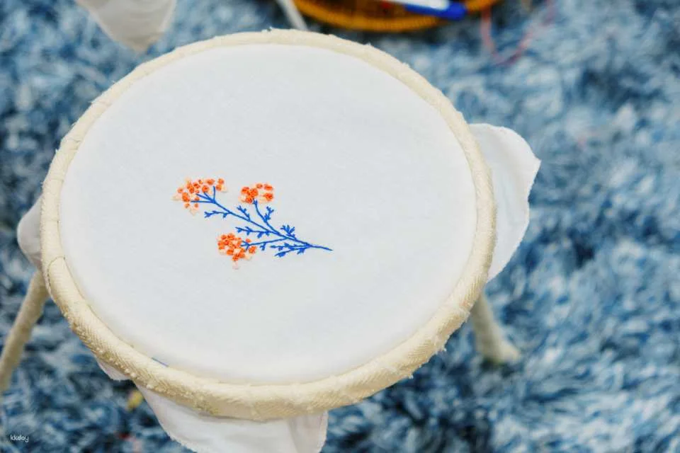 Hanoi's Heritage: Traditional Embroidery Workshop with Homemade Bun Cha or Cha Ca La Vong For Lunch