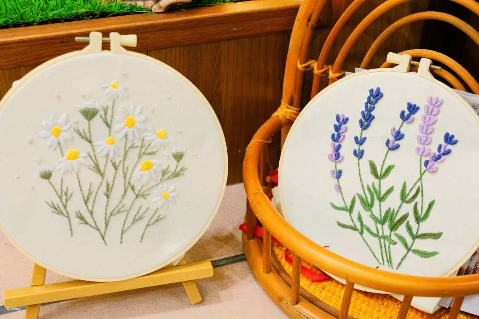 Hanoi's Heritage: Traditional Embroidery Workshop with Homemade Bun Cha or Cha Ca La Vong For Lunch