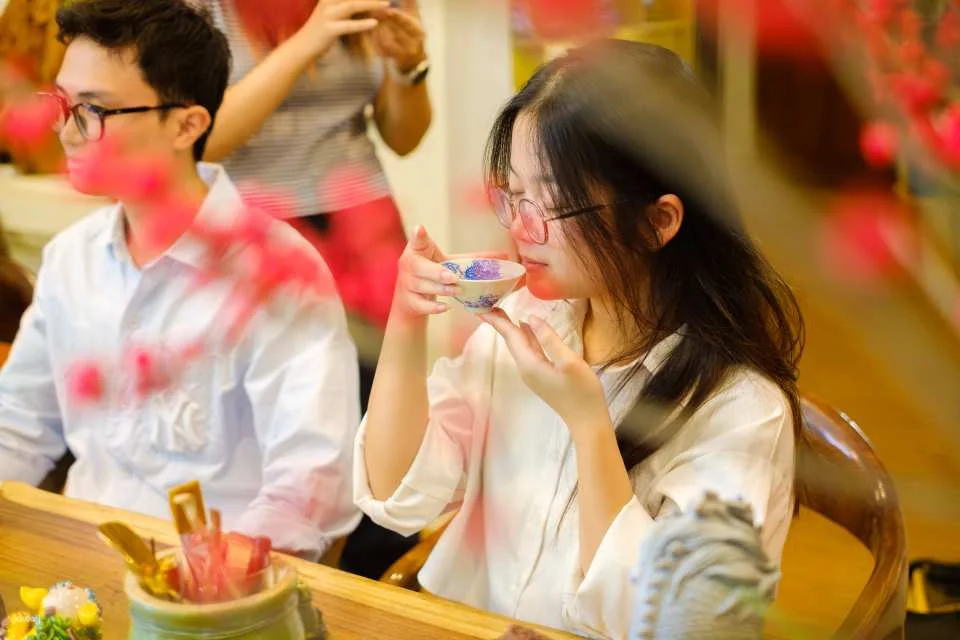 The Artisan's Brew: Coastal Farm Culture & Tea Experience in Hanoi