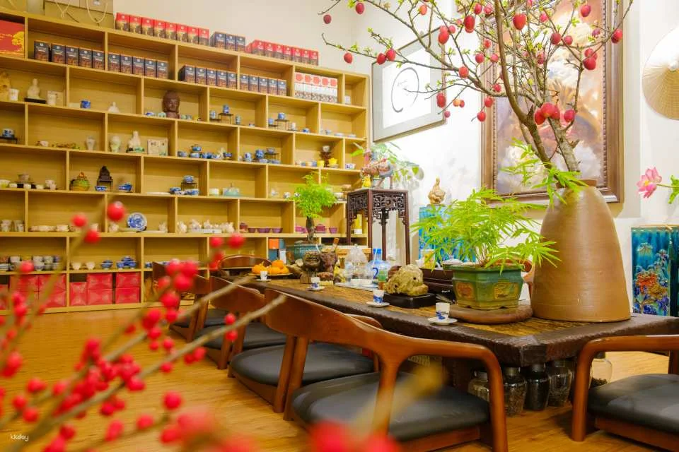 The Artisan's Brew: Coastal Farm Culture & Tea Experience in Hanoi