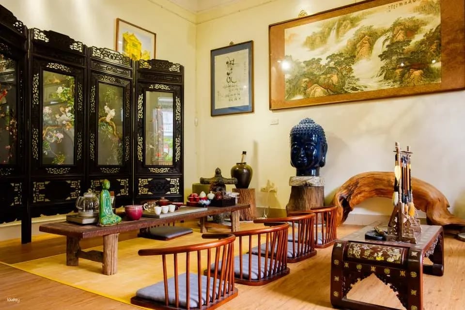 The Artisan's Brew: Coastal Farm Culture & Tea Experience in Hanoi