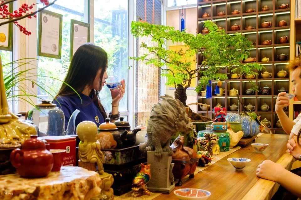 The Artisan's Brew: Coastal Farm Culture & Tea Experience in Hanoi