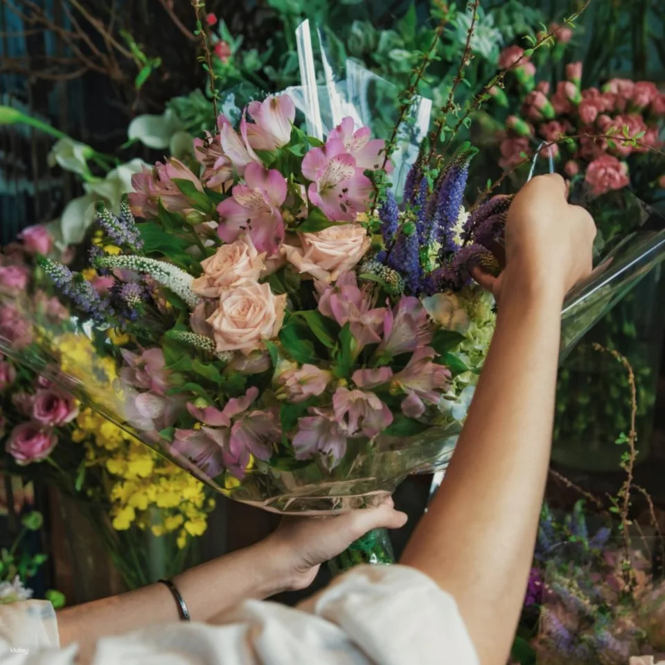 Ho Chi Minh City | Vietnamese Flower Arrangement Workshop in Saigon