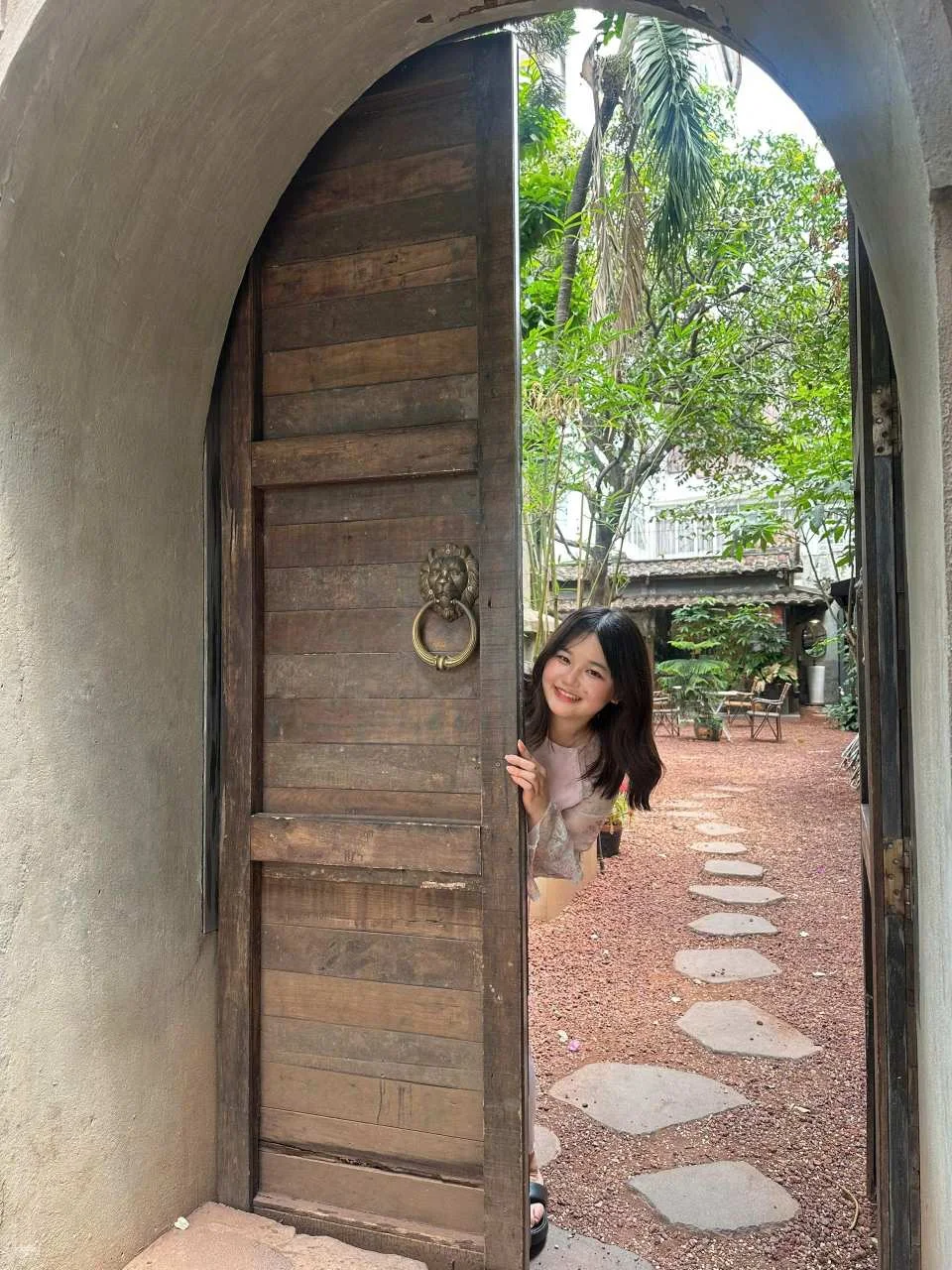 Ho Chi Minh City | Ao Dai Try On & Instagramable Cafe Photo Experience With Local Guide