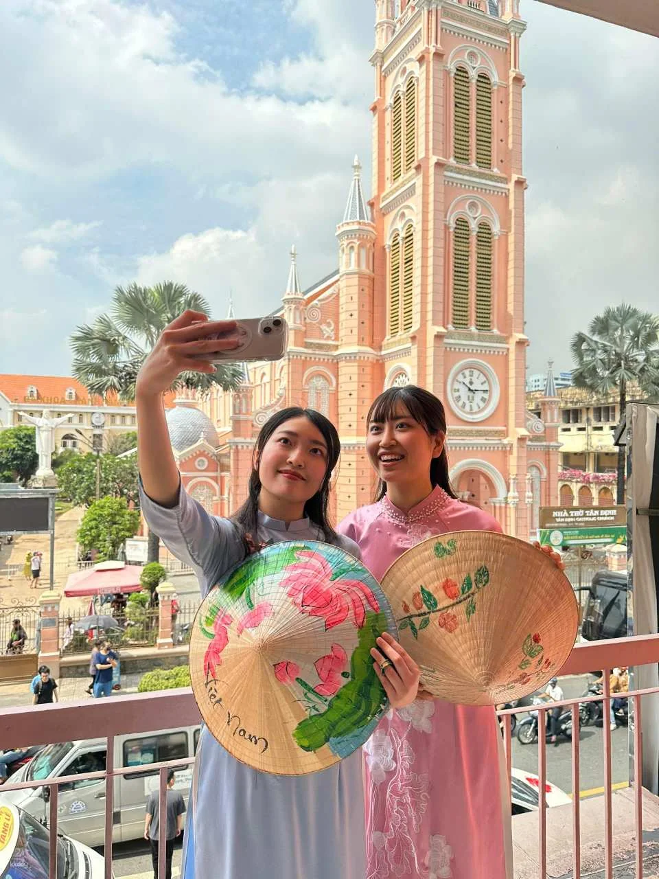 Ho Chi Minh City | Ao Dai Try On & Instagramable Cafe Photo Experience With Local Guide