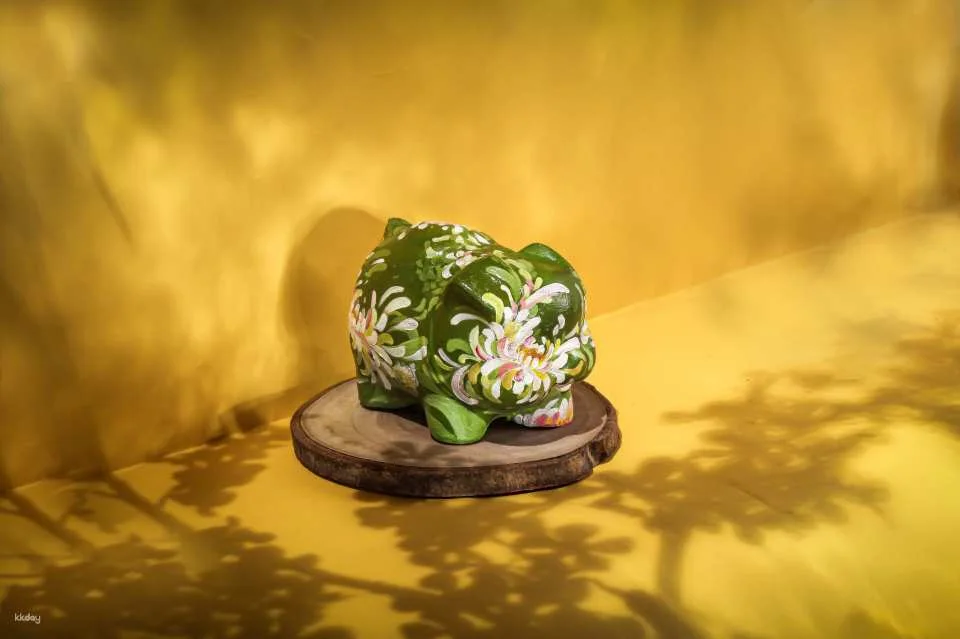 Ho Chi Minh City | Vietnamese Piggy Bank Painting Workshop