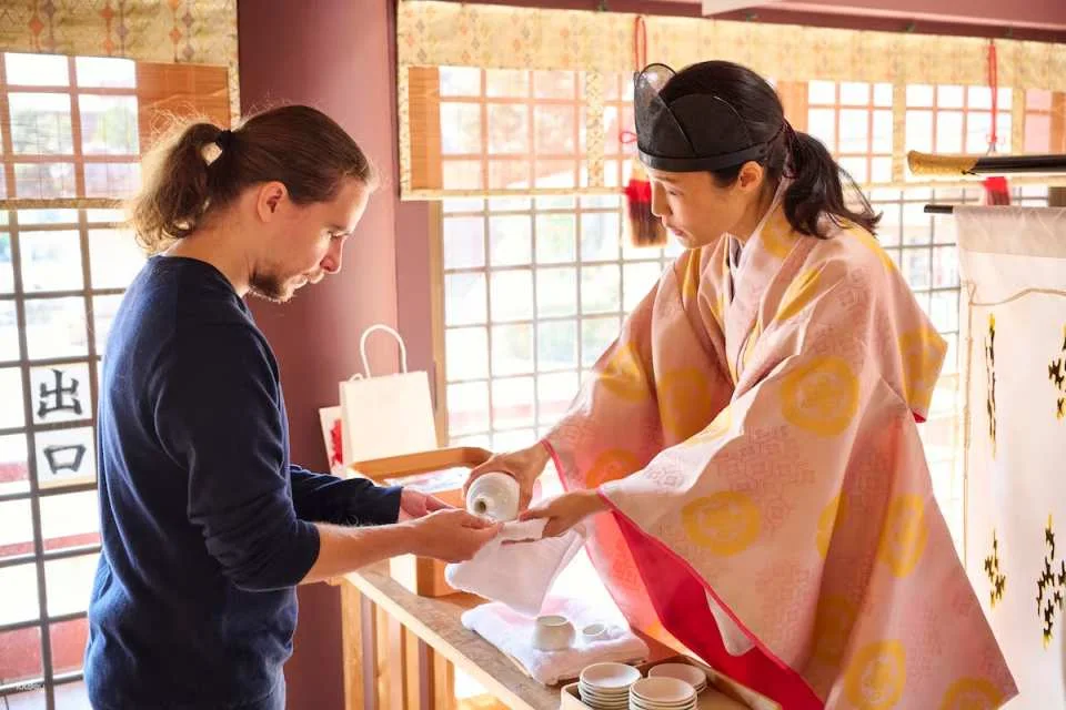 A stroll and prayer experience at the ruins of Hyakjeji Temple in Osaka, Japan | Includes a gift of ema (votive plaque) and a goshuincho (temple book).