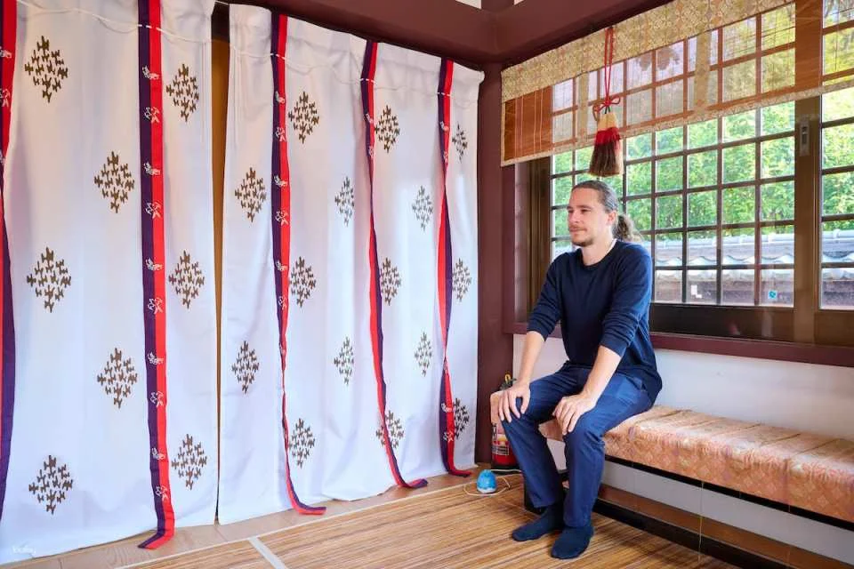 A stroll and prayer experience at the ruins of Hyakjeji Temple in Osaka, Japan | Includes a gift of ema (votive plaque) and a goshuincho (temple book).