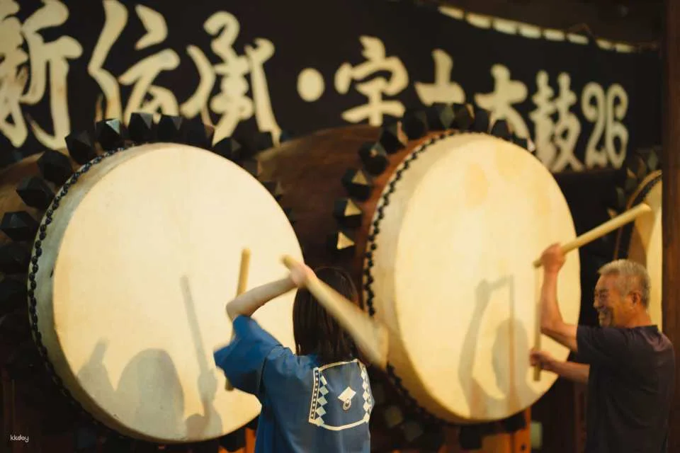 A Half-Day Private Journey of Water and Prayer through Uto Taiko