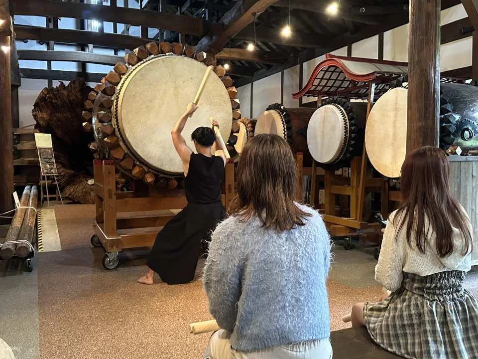 A Half-Day Private Journey of Water and Prayer through Uto Taiko