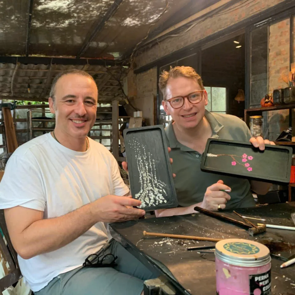 Hoi An | Vietnamese Lacquer Painting Workshop With Instructor