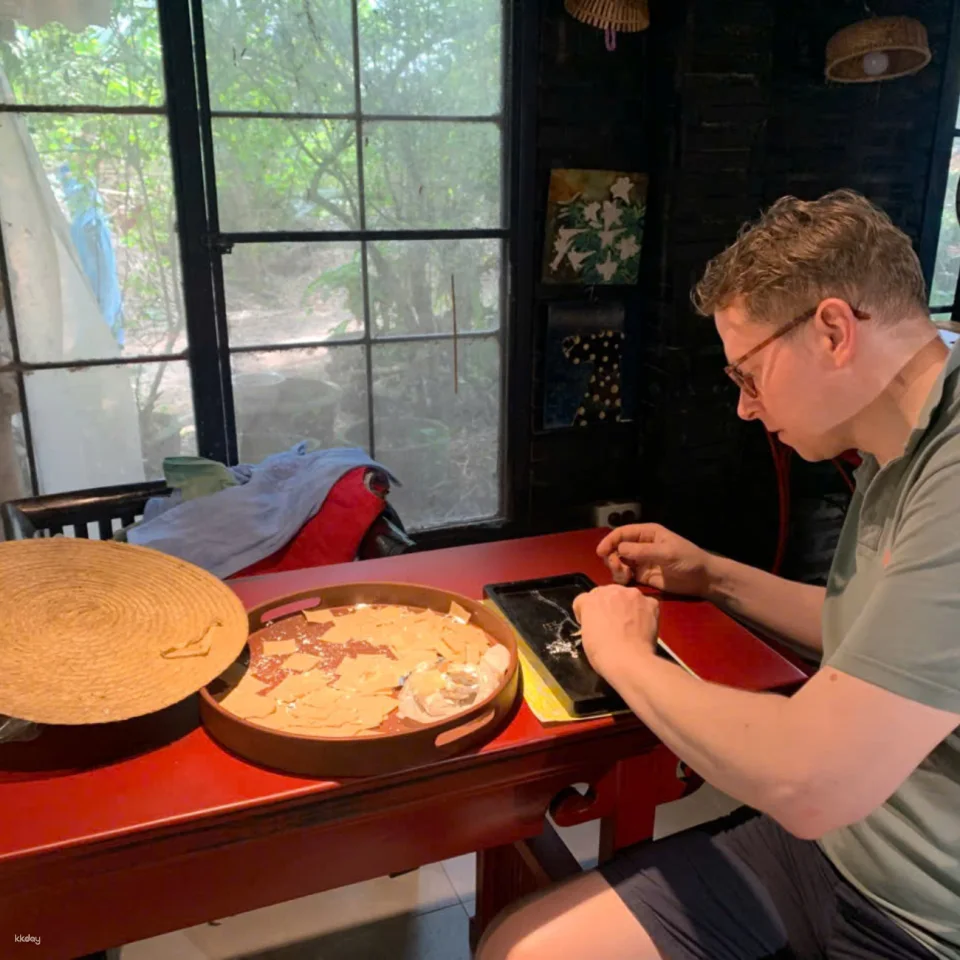 Hoi An | Vietnamese Lacquer Painting Workshop With Instructor